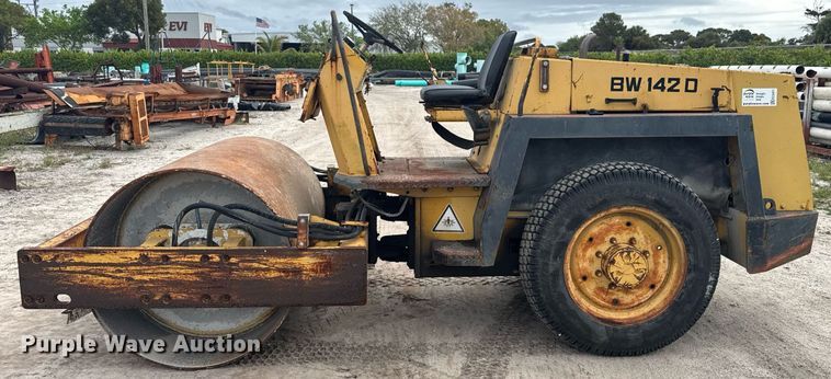 image for item EC3471 1989 Bomag BW142D single drum vibratory roller