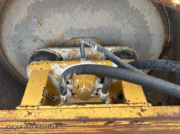 image for item EC3471 1989 Bomag BW142D single drum vibratory roller