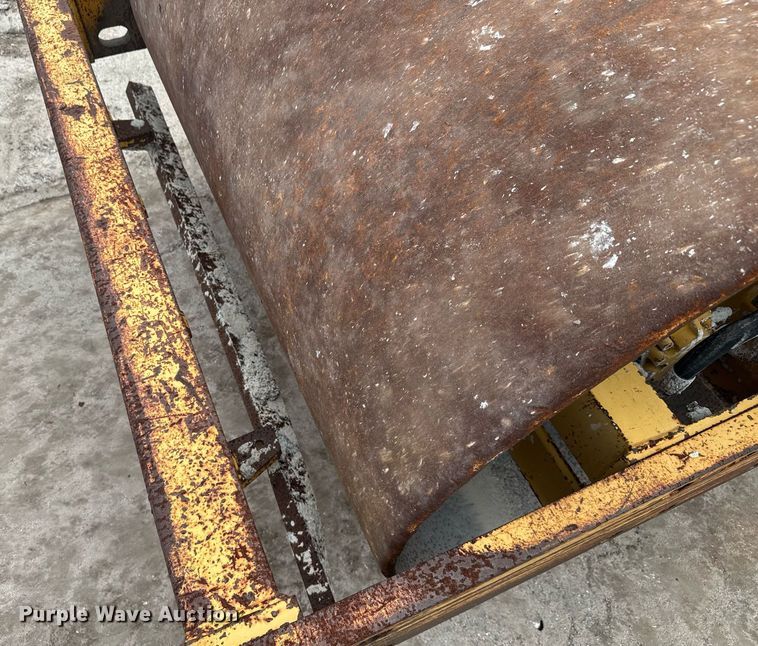 image for item EC3471 1989 Bomag BW142D single drum vibratory roller