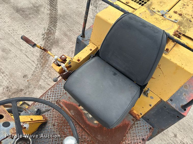 image for item EC3471 1989 Bomag BW142D single drum vibratory roller