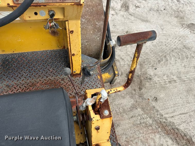 image for item EC3471 1989 Bomag BW142D single drum vibratory roller