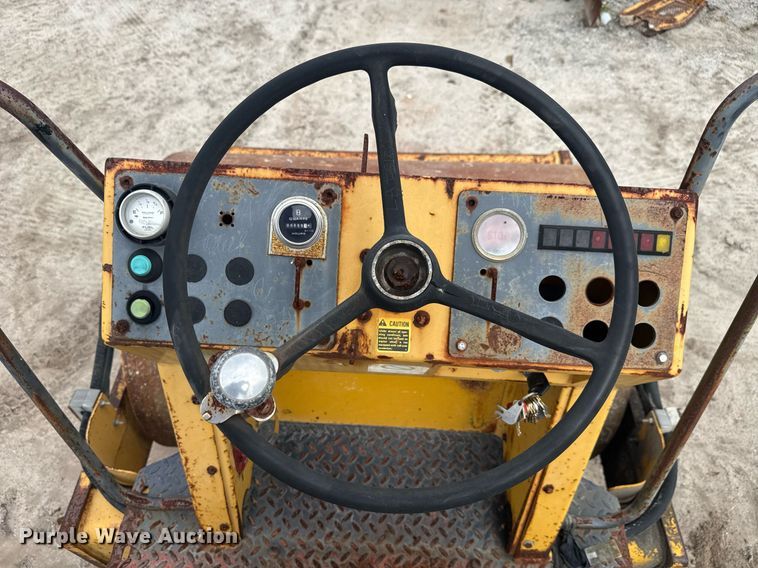 image for item EC3471 1989 Bomag BW142D single drum vibratory roller