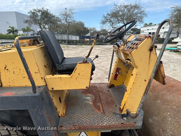 image for item EC3471 1989 Bomag BW142D single drum vibratory roller