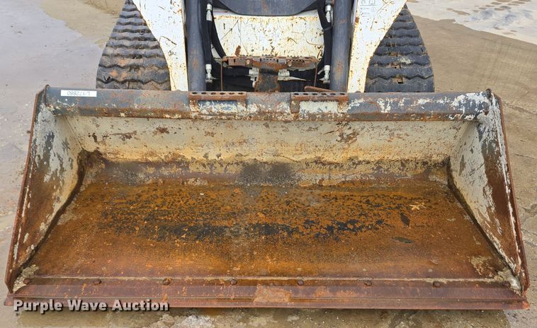 image for item EC3984 2018 Bobcat T590 tracked skid steer loader
