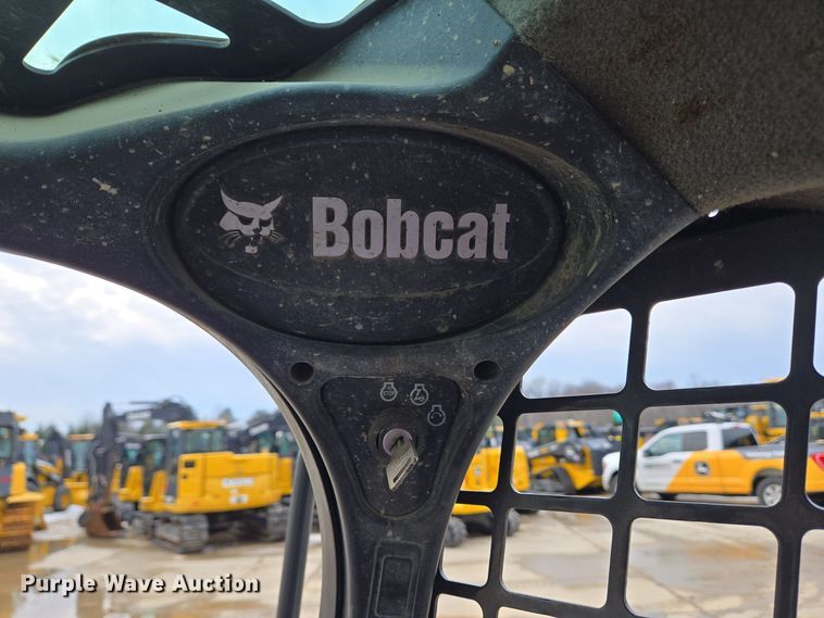 image for item EC3984 2018 Bobcat T590 tracked skid steer loader