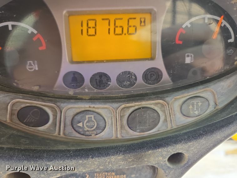 image for item EC3984 2018 Bobcat T590 tracked skid steer loader