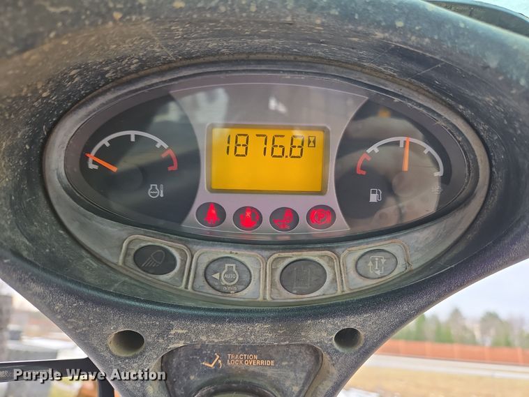 image for item EC3984 2018 Bobcat T590 tracked skid steer loader