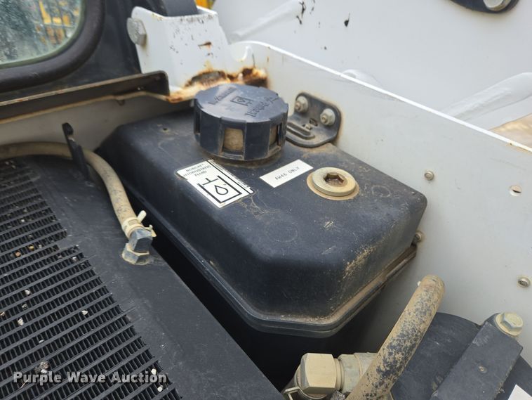 image for item EC3984 2018 Bobcat T590 tracked skid steer loader