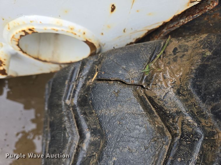 image for item EC3984 2018 Bobcat T590 tracked skid steer loader