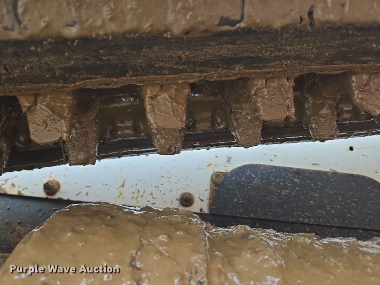 image for item EC3984 2018 Bobcat T590 tracked skid steer loader