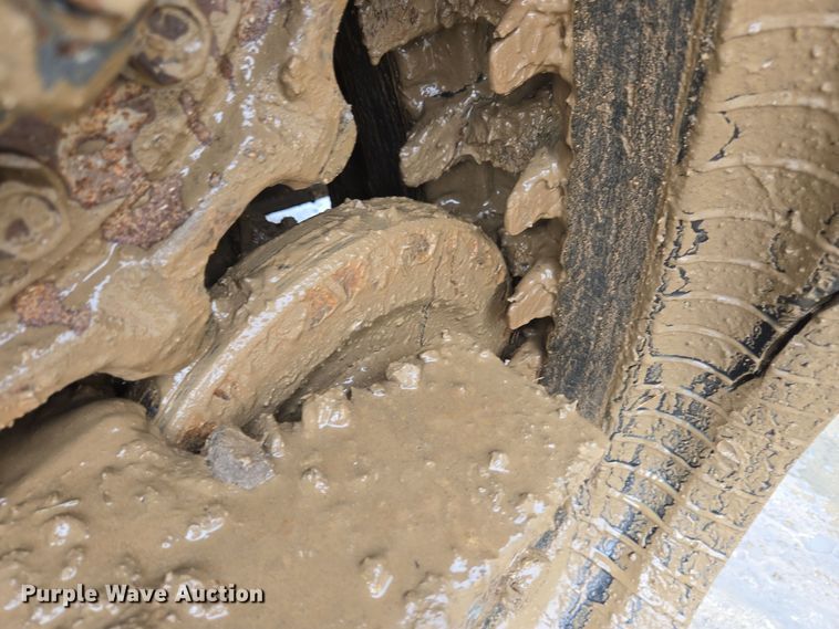 image for item EC3984 2018 Bobcat T590 tracked skid steer loader