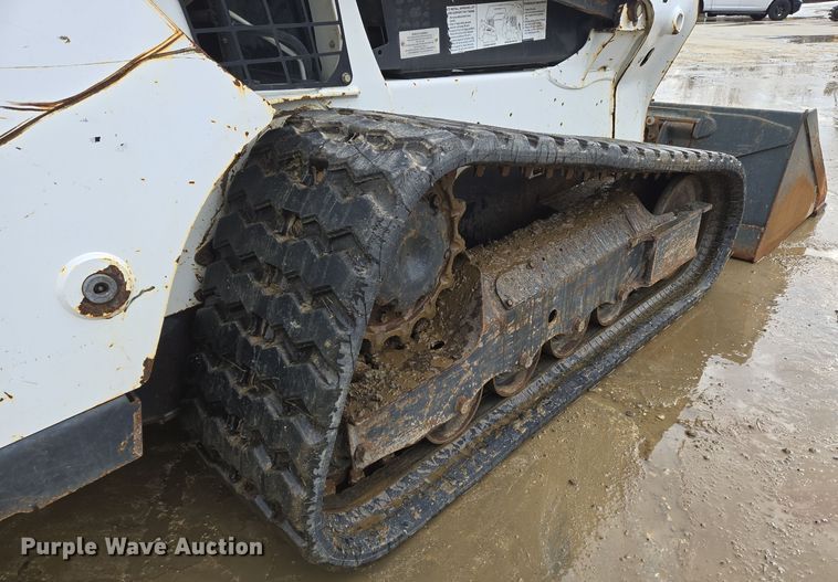image for item EC3984 2018 Bobcat T590 tracked skid steer loader