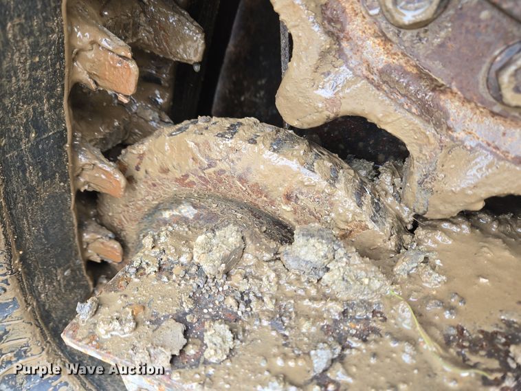 image for item EC3984 2018 Bobcat T590 tracked skid steer loader