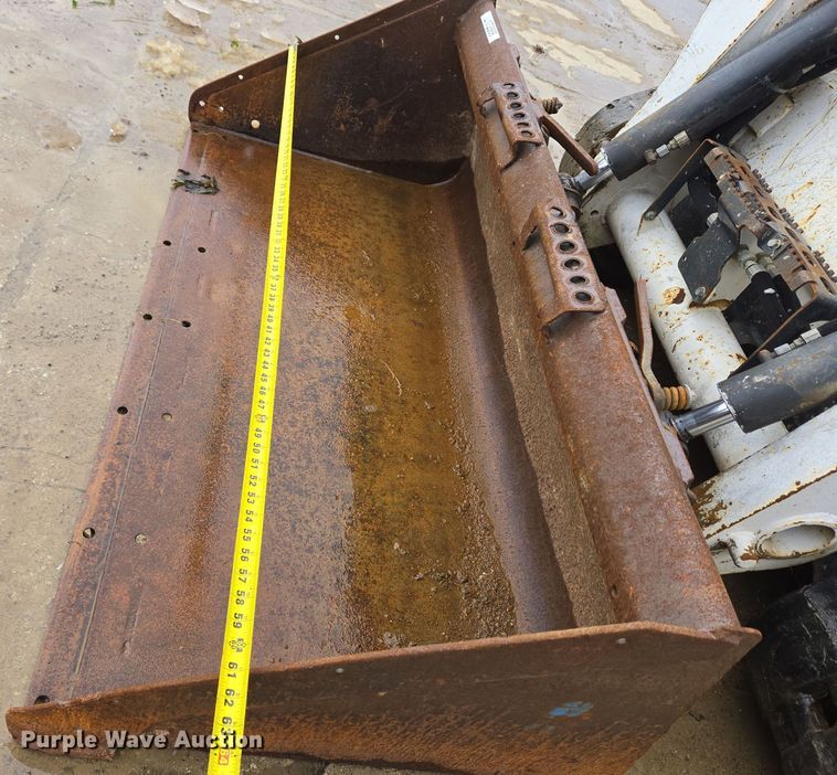 image for item EC3985 2016 Bobcat T550 tracked skid steer loader