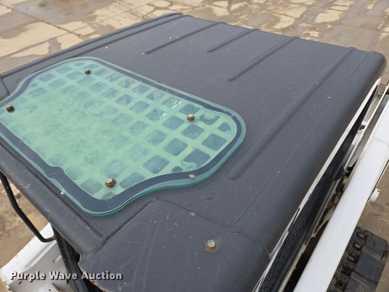 image for item EC3985 2016 Bobcat T550 tracked skid steer loader