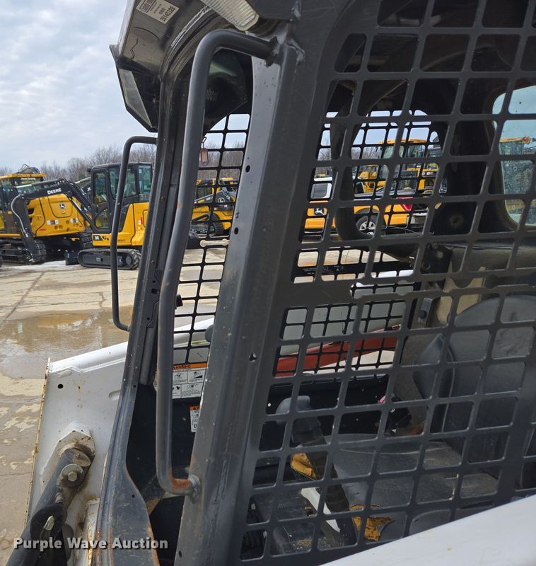 image for item EC3985 2016 Bobcat T550 tracked skid steer loader