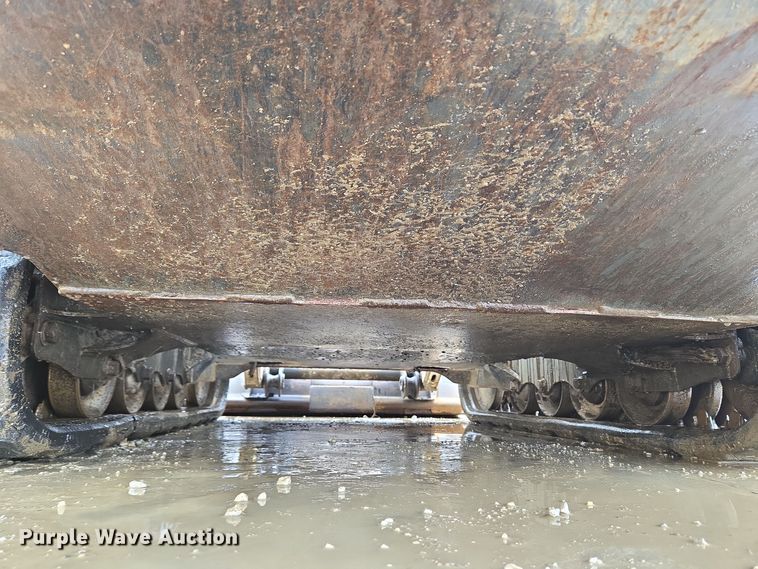 image for item EC3985 2016 Bobcat T550 tracked skid steer loader