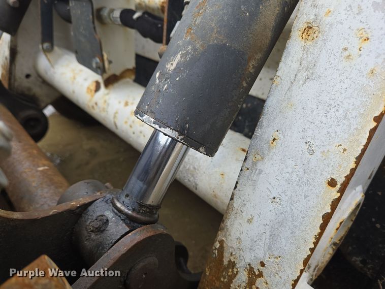 image for item EC3985 2016 Bobcat T550 tracked skid steer loader