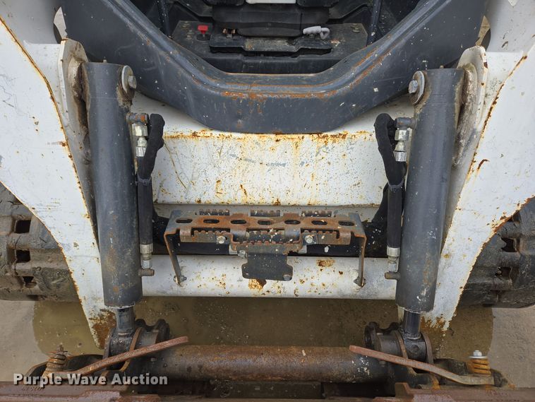 image for item EC3985 2016 Bobcat T550 tracked skid steer loader