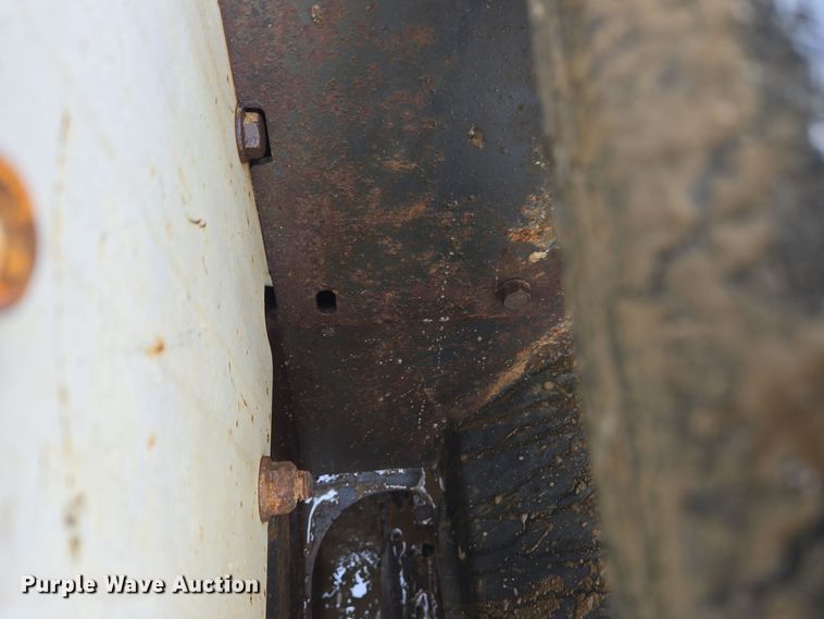 image for item EC3985 2016 Bobcat T550 tracked skid steer loader