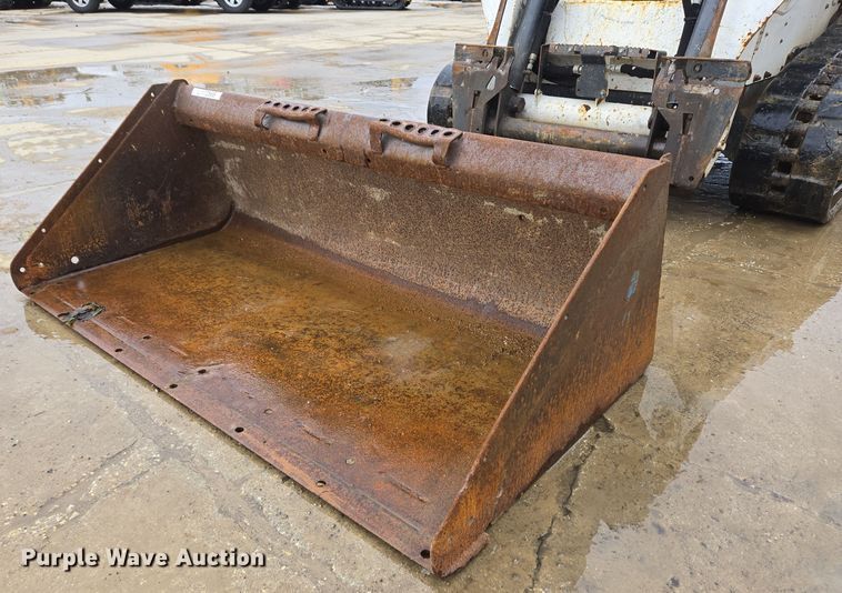 image for item EC3985 2016 Bobcat T550 tracked skid steer loader