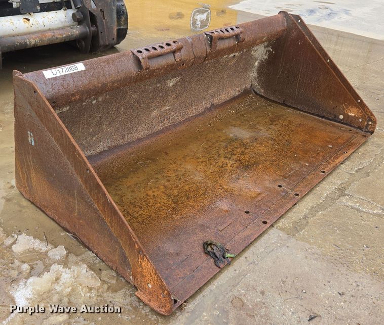 image for item EC3985 2016 Bobcat T550 tracked skid steer loader