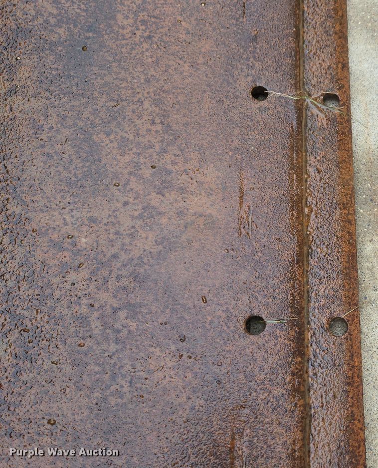 image for item EC3985 2016 Bobcat T550 tracked skid steer loader