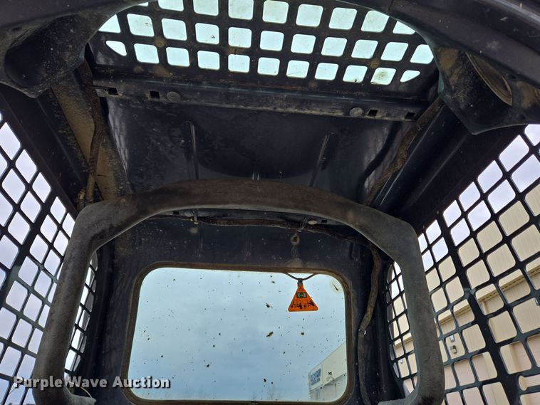 image for item EC3985 2016 Bobcat T550 tracked skid steer loader