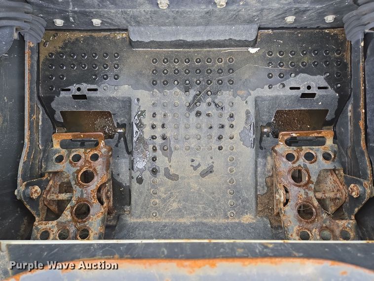 image for item EC3985 2016 Bobcat T550 tracked skid steer loader