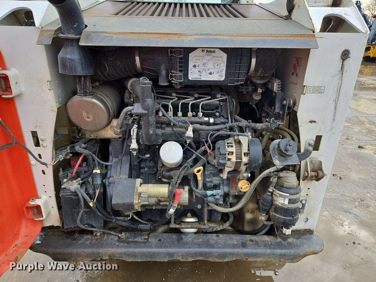 image for item EC3985 2016 Bobcat T550 tracked skid steer loader