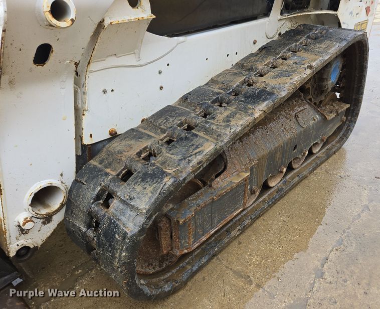 image for item EC3985 2016 Bobcat T550 tracked skid steer loader