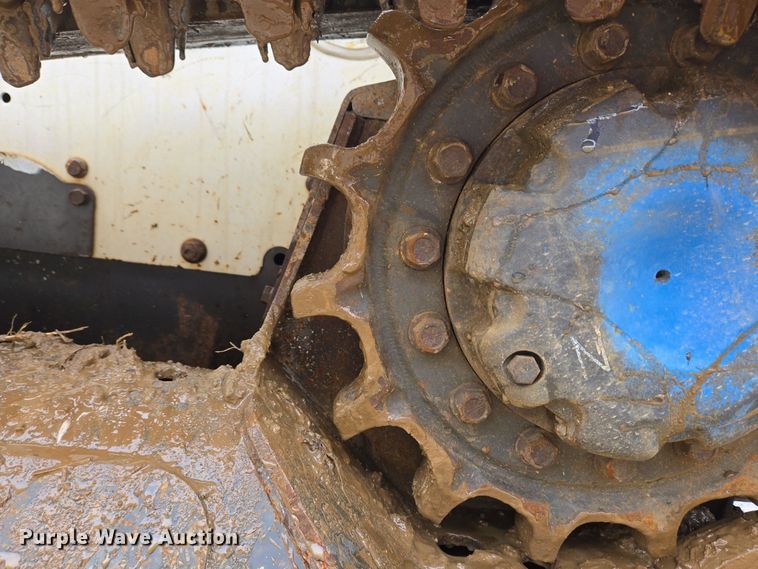 image for item EC3985 2016 Bobcat T550 tracked skid steer loader