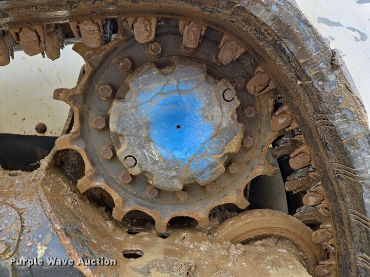 image for item EC3985 2016 Bobcat T550 tracked skid steer loader