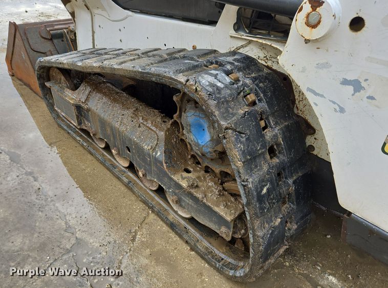 image for item EC3985 2016 Bobcat T550 tracked skid steer loader
