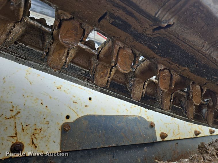 image for item EC3985 2016 Bobcat T550 tracked skid steer loader