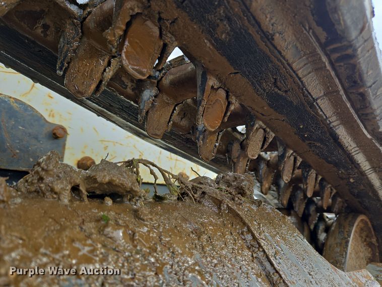 image for item EC3985 2016 Bobcat T550 tracked skid steer loader