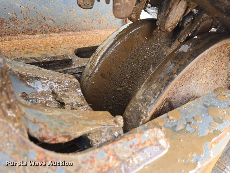 image for item EC3985 2016 Bobcat T550 tracked skid steer loader