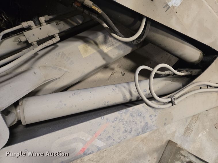 image for item EC3986 HIAB 077 B-2 CLX crane