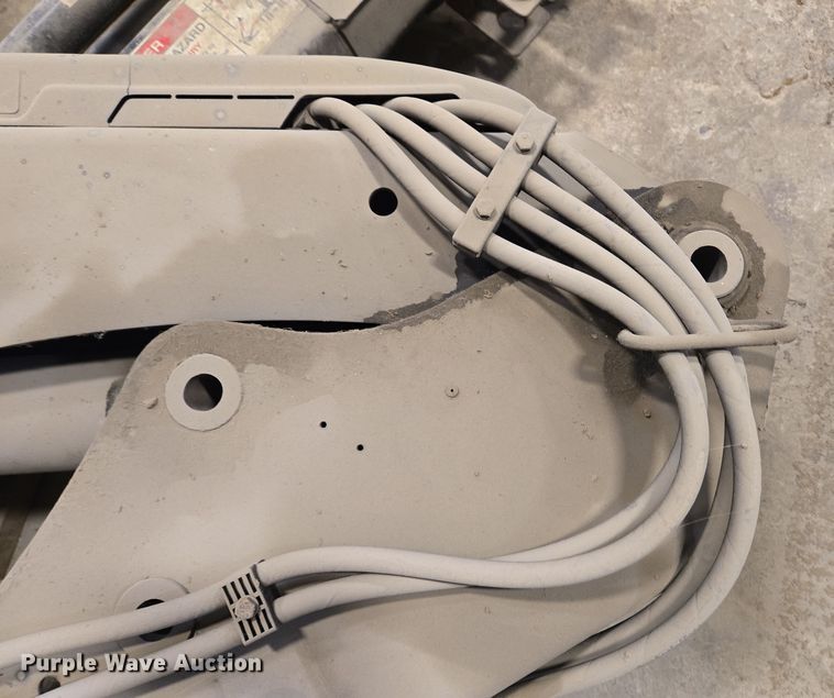 image for item EC3986 HIAB 077 B-2 CLX crane