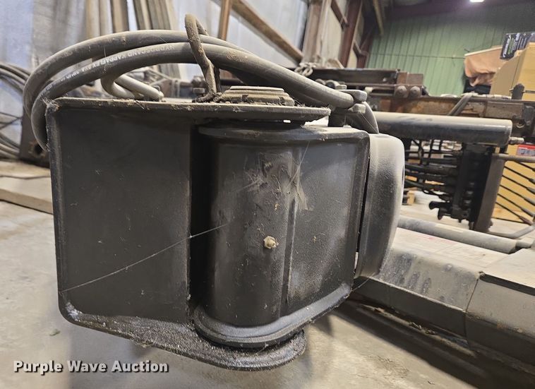 image for item EC3986 HIAB 077 B-2 CLX crane