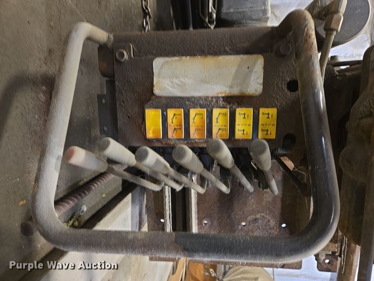 image for item EC3986 HIAB 077 B-2 CLX crane