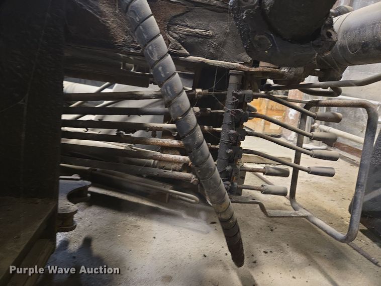 image for item EC3986 HIAB 077 B-2 CLX crane