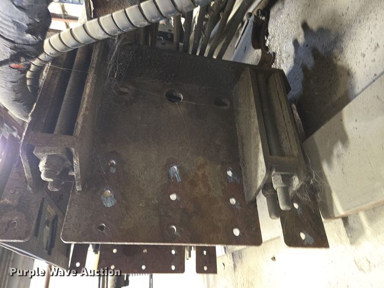 image for item EC3986 HIAB 077 B-2 CLX crane