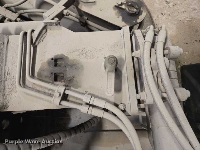 image for item EC3986 HIAB 077 B-2 CLX crane