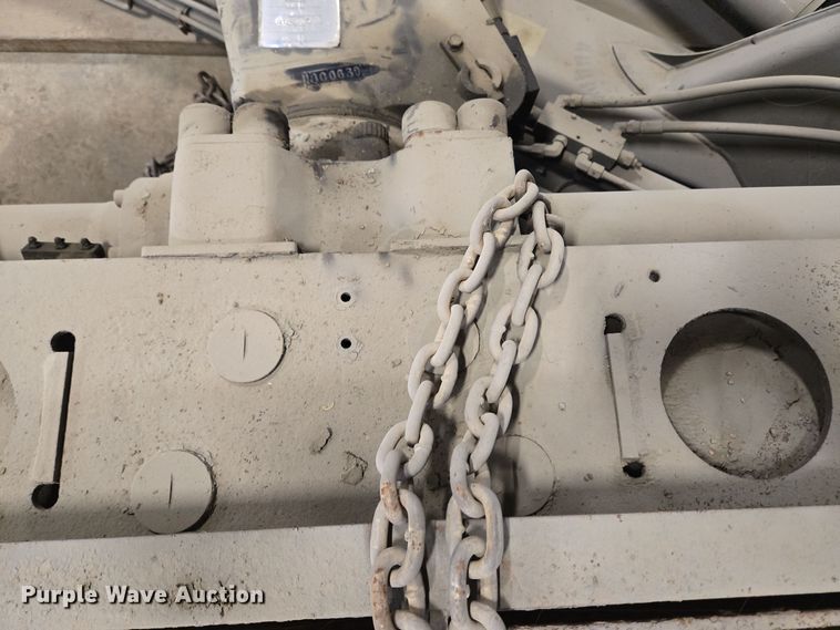 image for item EC3986 HIAB 077 B-2 CLX crane