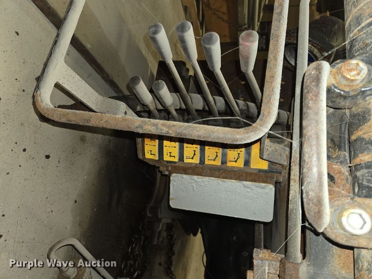 image for item EC3986 HIAB 077 B-2 CLX crane