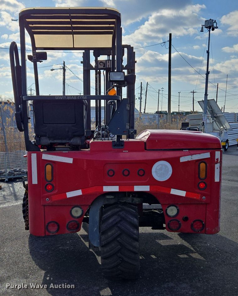 image for item EC3992 2013 Moffett M55.4 forklift