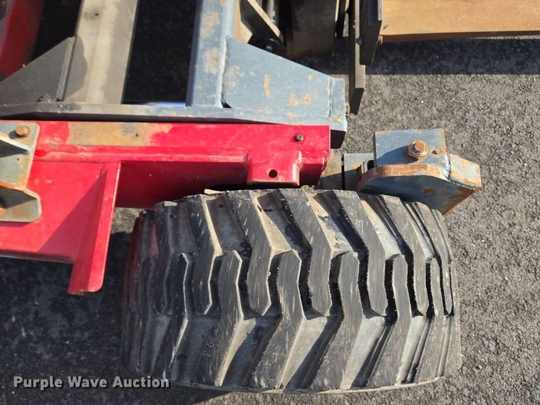 image for item EC3992 2013 Moffett M55.4 forklift