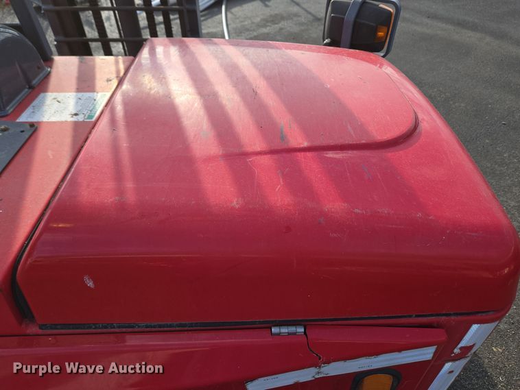 image for item EC3992 2013 Moffett M55.4 forklift