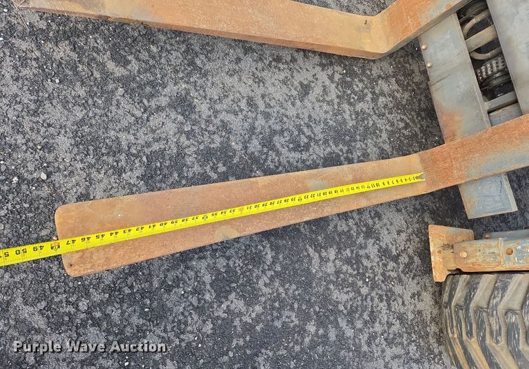 image for item EC3992 2013 Moffett M55.4 forklift